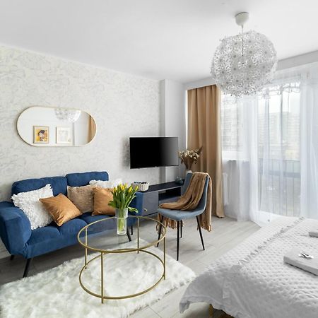 Air-Conditioned Downtown Oasis On Foot To Central Station Metro Smarttv Wifi Warsaw Luaran gambar